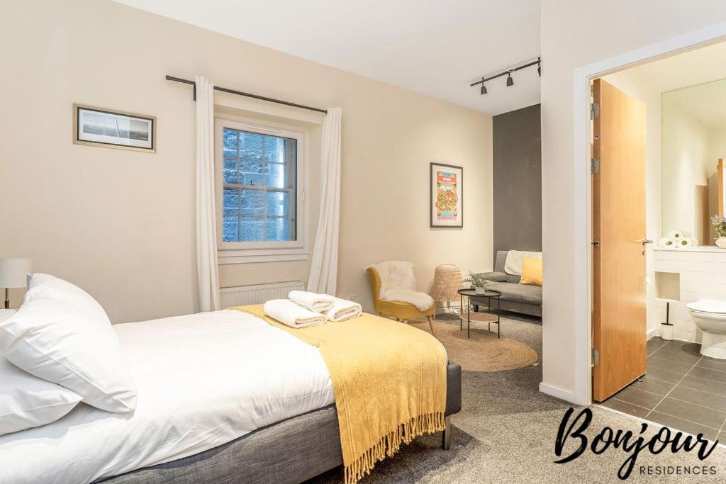 Spacious 2Br-1Ba - Grassmarket - Free Parking By Bonjour Residences 爱丁堡 外观 照片