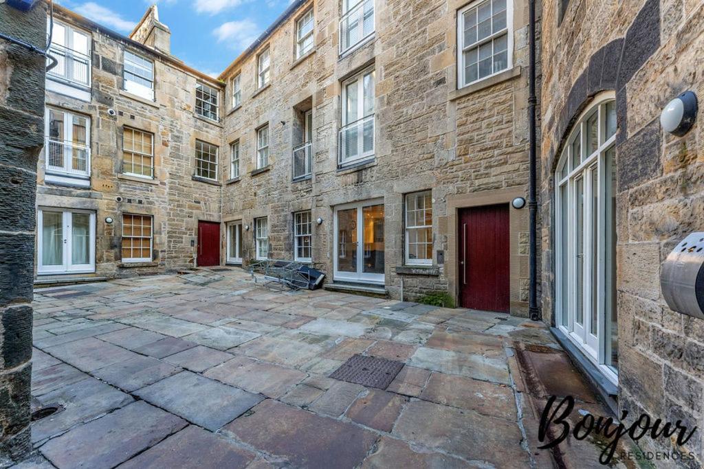 Spacious 2Br-1Ba - Grassmarket - Free Parking By Bonjour Residences 爱丁堡 外观 照片