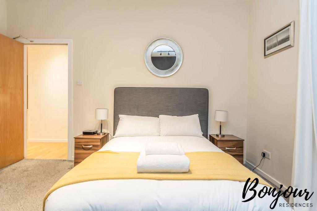 Spacious 2Br-2Ba - Grassmarket - Free Parking By Bonjour Residences 爱丁堡 外观 照片