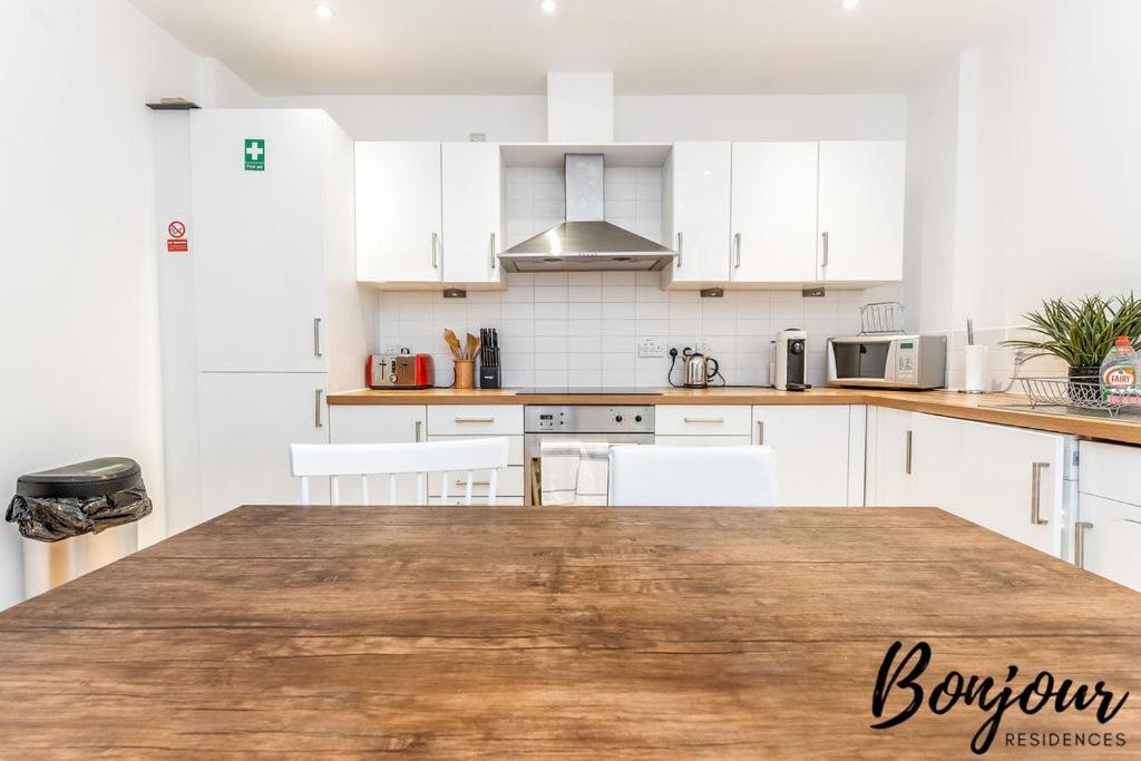 Spacious 2Br-1Ba - Grassmarket - Free Parking By Bonjour Residences 爱丁堡 外观 照片
