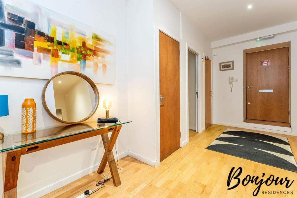 Spacious 2Br-2Ba - Grassmarket - Free Parking By Bonjour Residences 爱丁堡 外观 照片